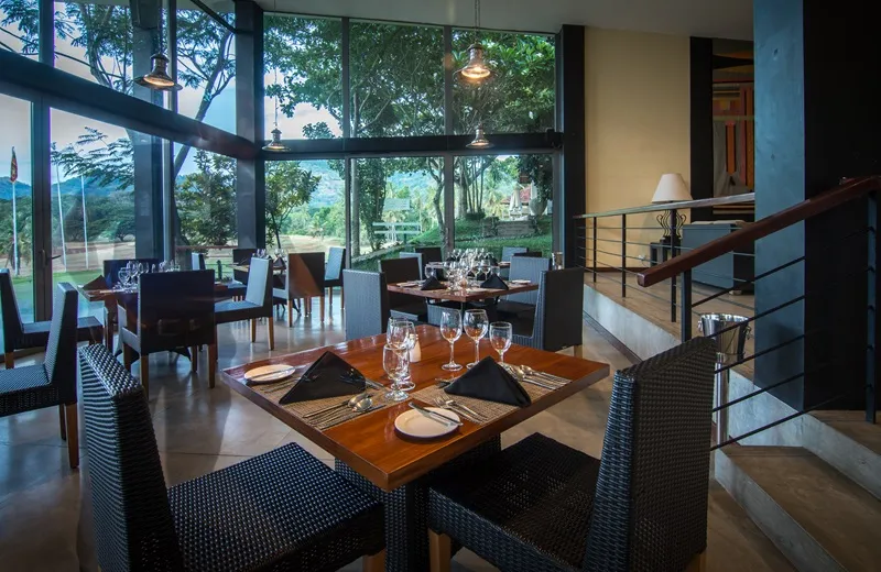 Victoria Gold Resort Dining Area view